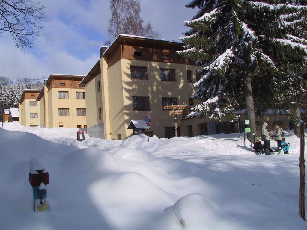 Hotel Vz Bedrichov Spindleruv Mlyn Exterior foto