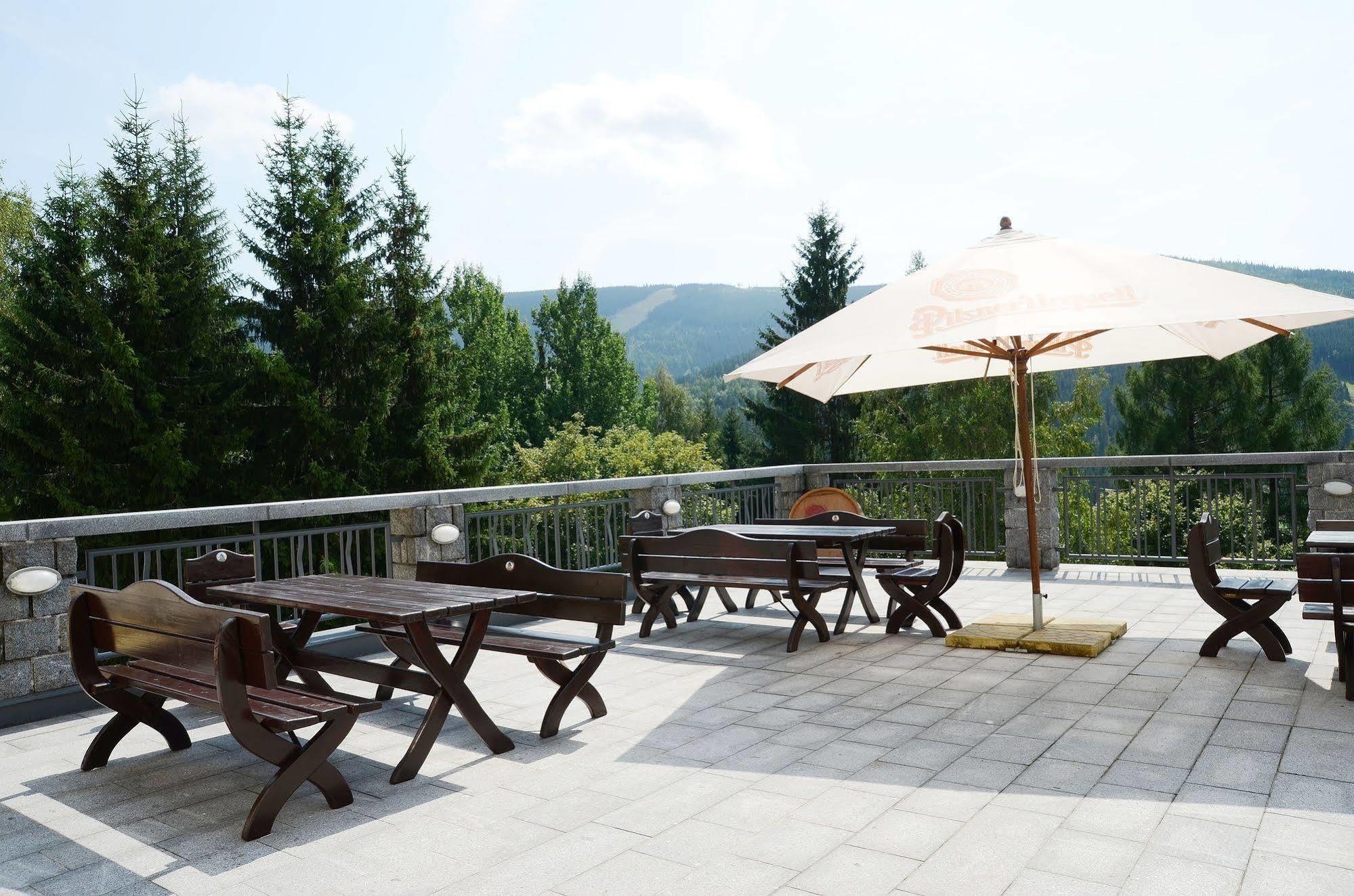 Hotel Vz Bedrichov Spindleruv Mlyn Exterior foto